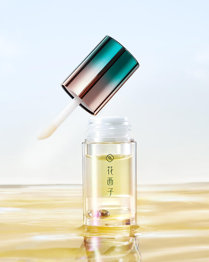 花露豊潤リップオイル