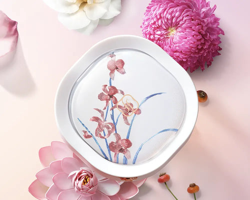 玉養睡蓮 クッションファンデーション(刺繍限定) | 花西子Florasis 玉養睡蓮 クッションファンデーション(刺繍限定) | 花西子Florasis